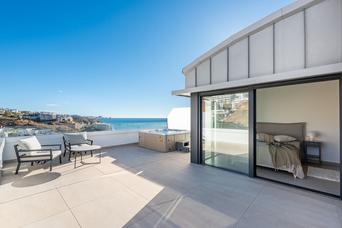 2 Bed Apartment for sale in Carvajal Costa Del Sol, Málaga, Spain