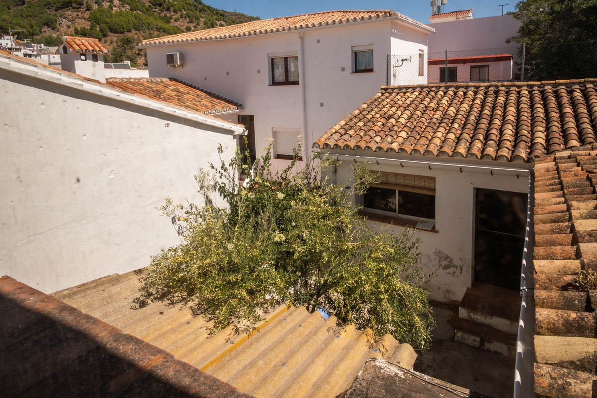 4 Bed Townhouse for sale in Mijas Costa Del Sol, Málaga, Spain