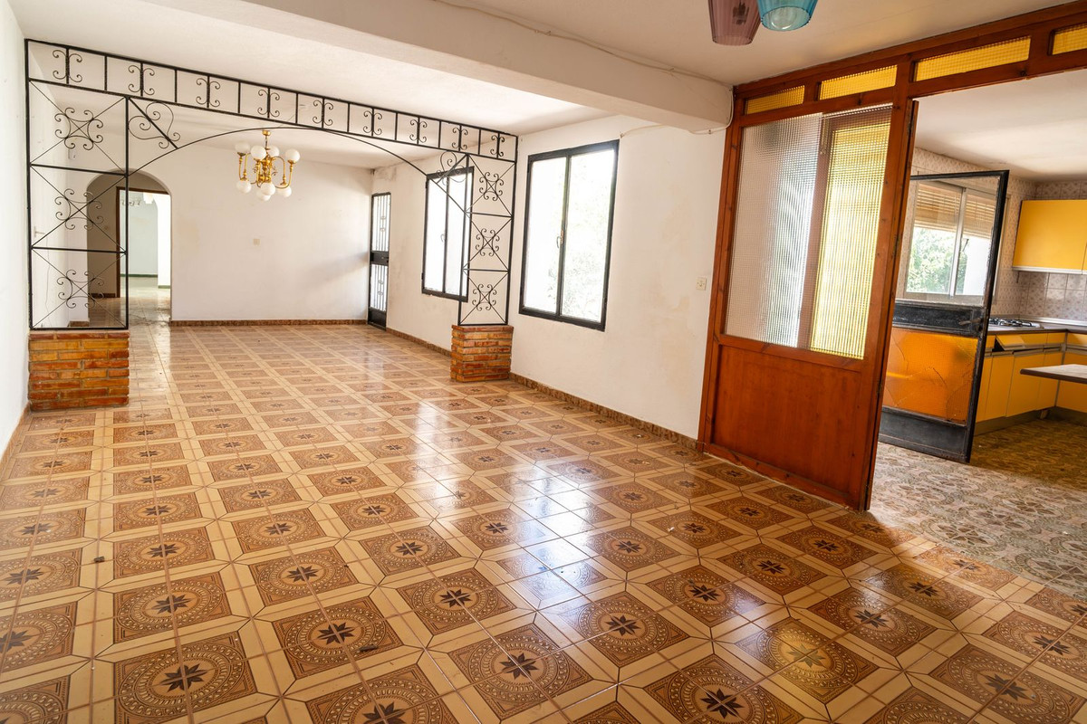 4 Bed Townhouse for sale in Mijas Costa Del Sol, Málaga, Spain