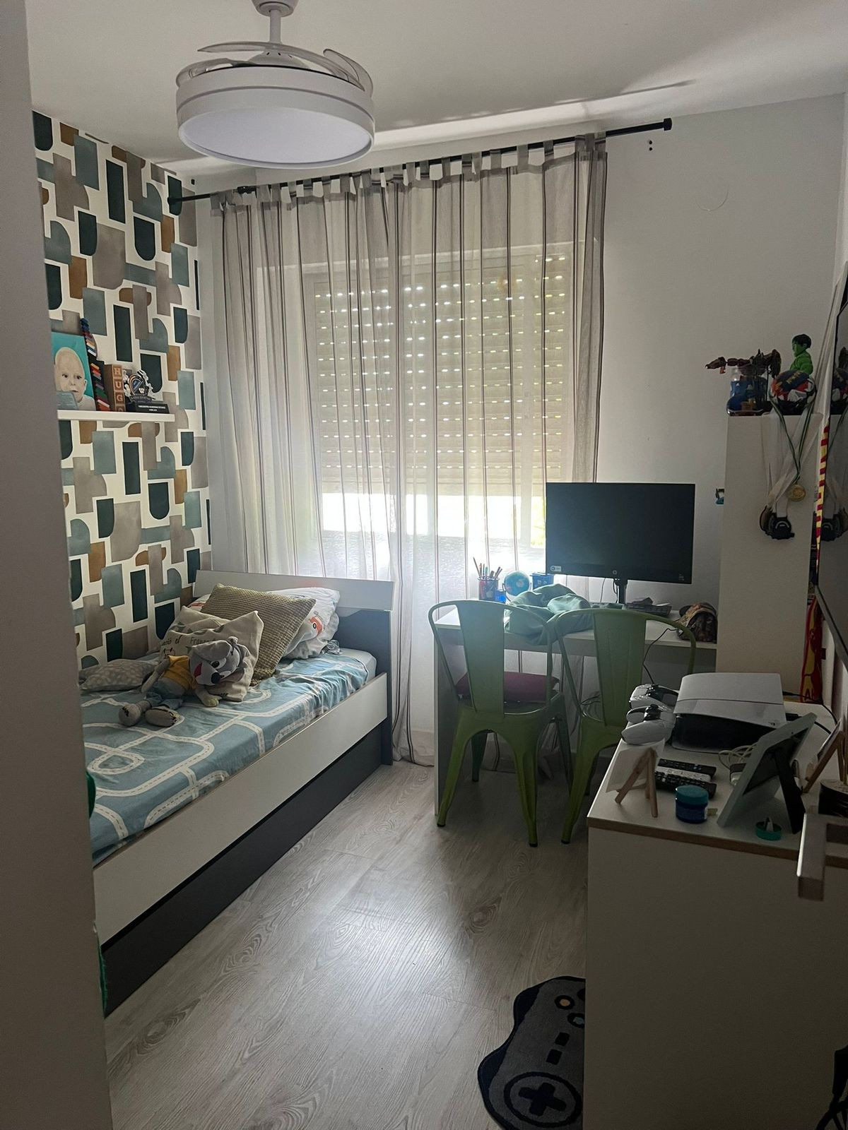 4 Bed Apartment for sale in Estepona Costa Del Sol, Málaga, Spain
