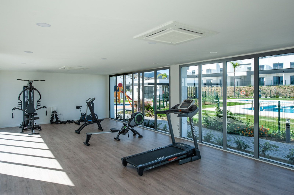 2 Bed Apartment for sale in Estepona Costa Del Sol, Málaga, Spain