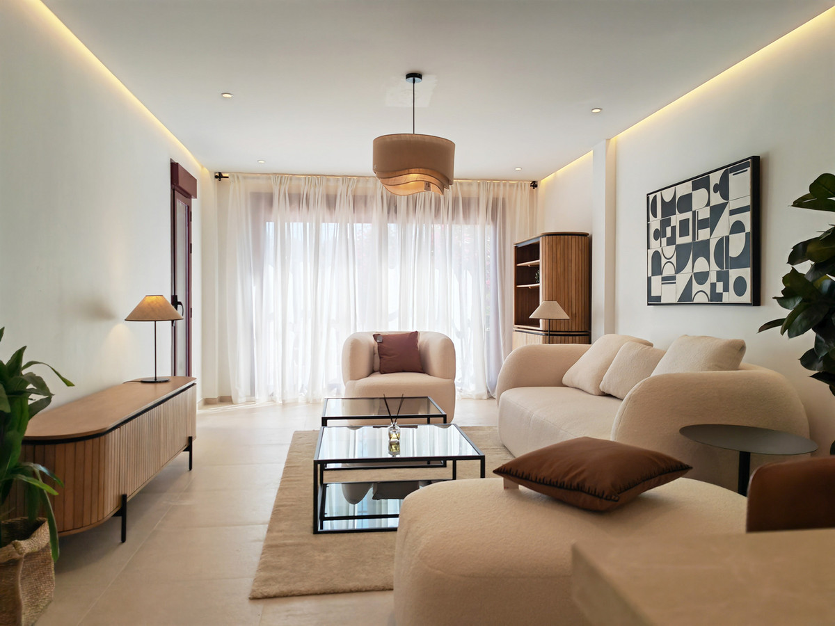 3 Bed Apartment for sale in Nueva Andalucía Costa Del Sol, Málaga, Spain
