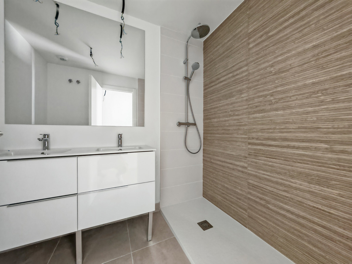 3 Bed Apartment for sale in Cancelada Costa Del Sol, Málaga, Spain