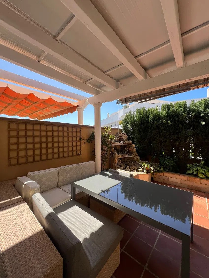 Se vende Adosada de 5 dormitorios en Costa Del Sol, Málaga, España