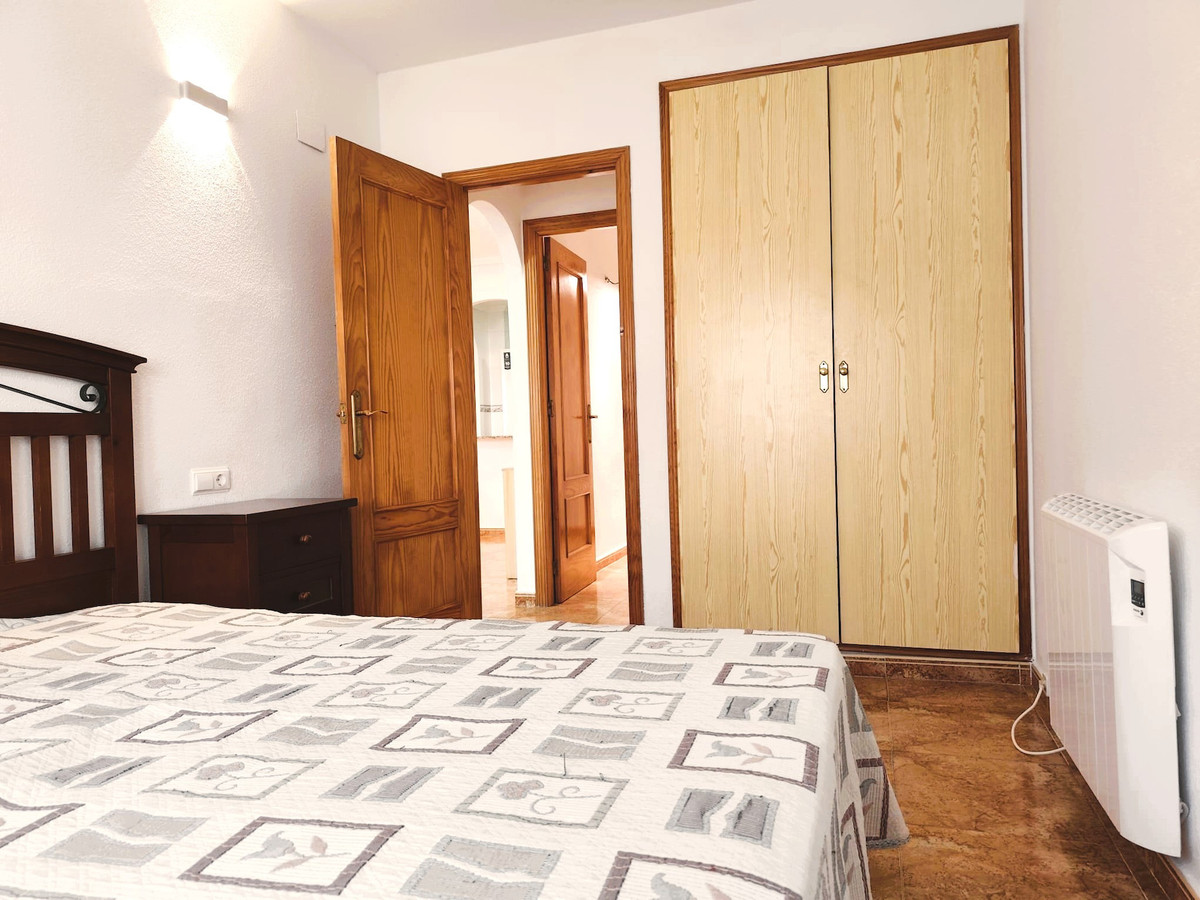 Se vende Apartamento Planta Media de 2 dormitorios en Costa Blanca, Alicante, España