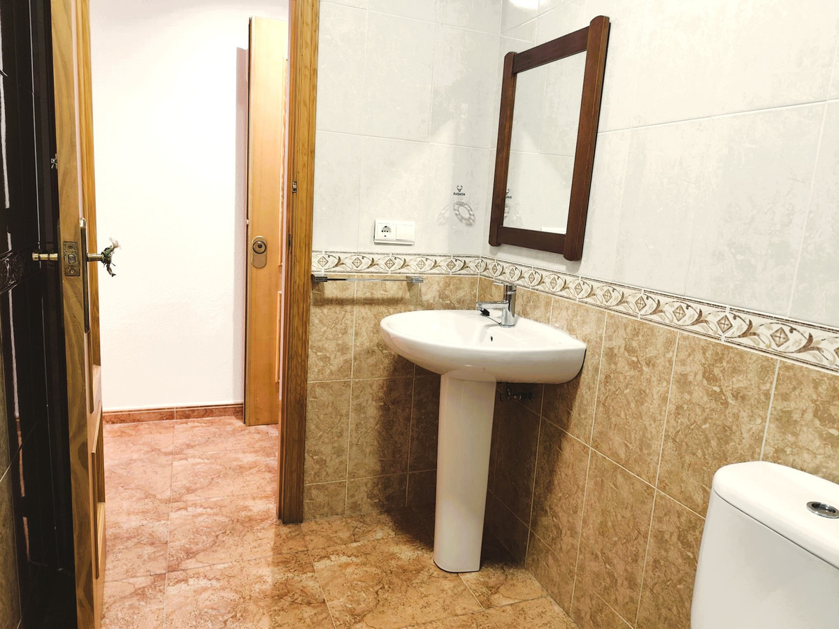 Se vende Apartamento Planta Media de 2 dormitorios en Costa Blanca, Alicante, España