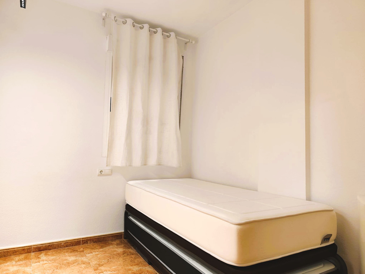 Se vende Apartamento Planta Media de 2 dormitorios en Costa Blanca, Alicante, España