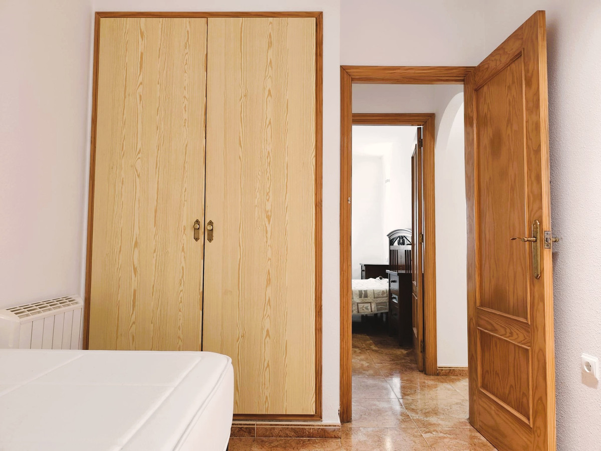 Se vende Apartamento Planta Media de 2 dormitorios en Costa Blanca, Alicante, España