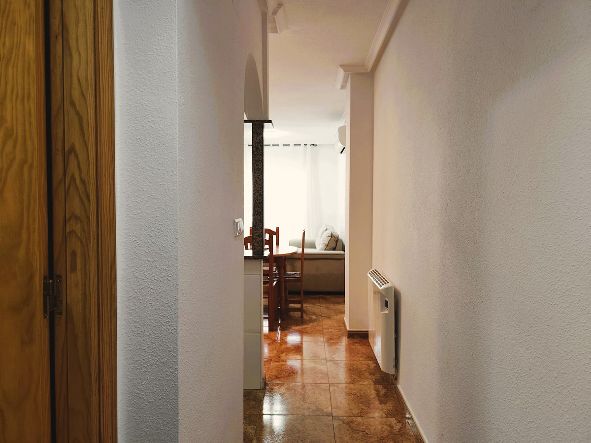 Se vende Apartamento Planta Media de 2 dormitorios en Costa Blanca, Alicante, España