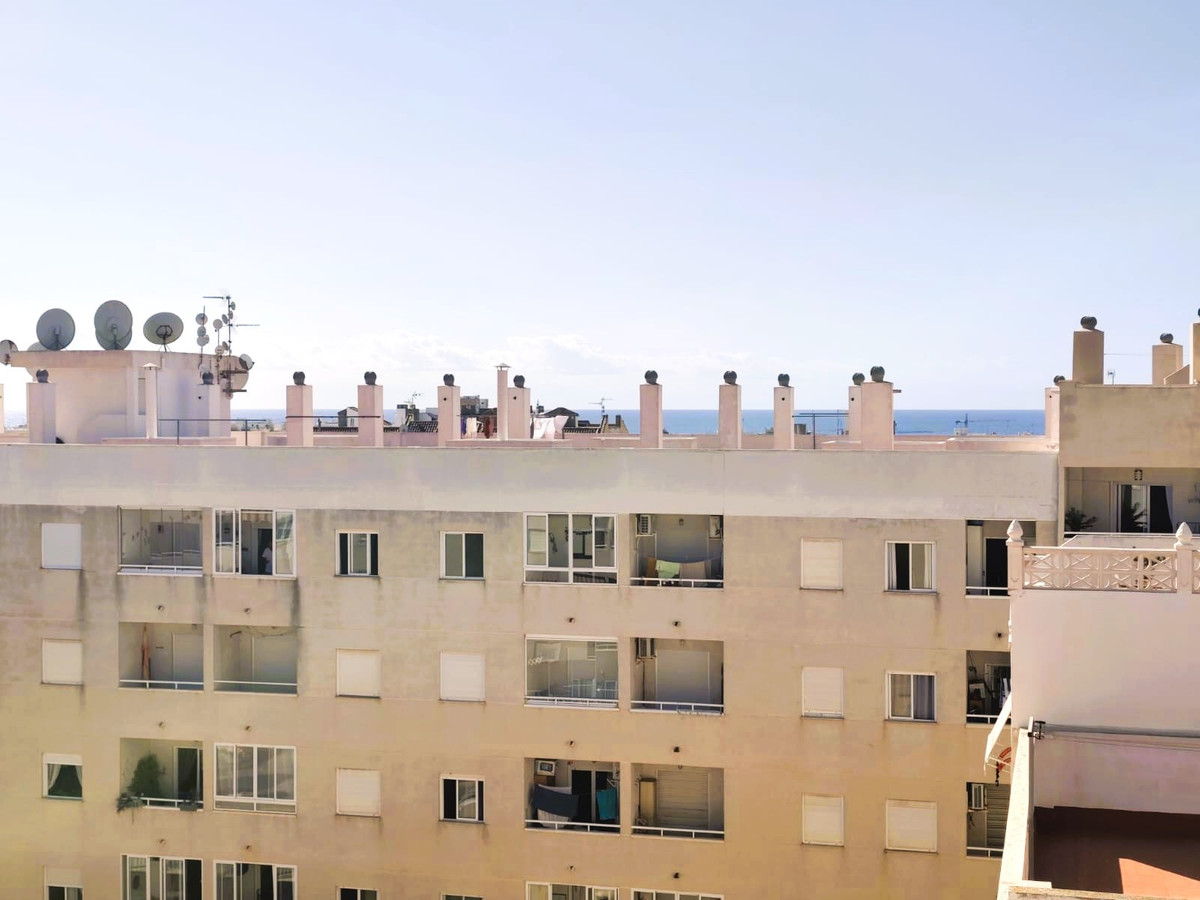 Se vende Apartamento Planta Media de 2 dormitorios en Costa Blanca, Alicante, España