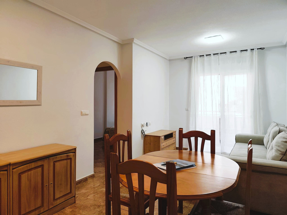 Se vende Apartamento Planta Media de 2 dormitorios en Costa Blanca, Alicante, España