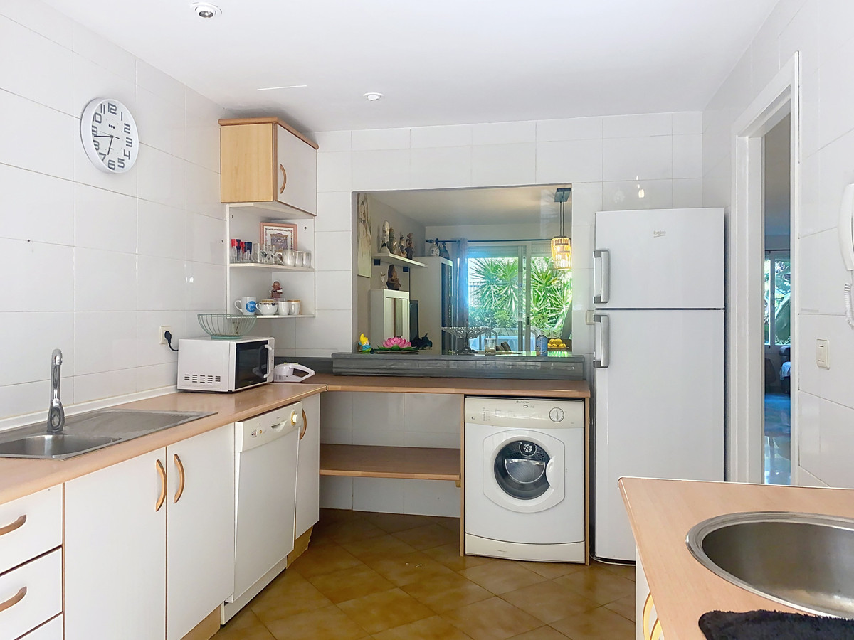 4 Bed Townhouse for sale in Guadalmina Alta Costa Del Sol, Málaga, Spain