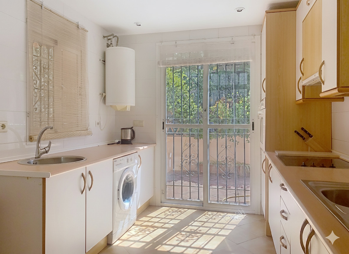 4 Bed Townhouse for sale in Guadalmina Alta Costa Del Sol, Málaga, Spain