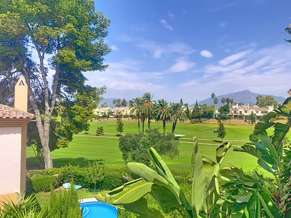 4 Bed Townhouse for sale in Guadalmina Alta Costa Del Sol, Málaga, Spain