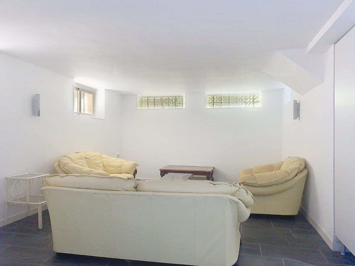 4 Bed Townhouse for sale in Guadalmina Alta Costa Del Sol, Málaga, Spain