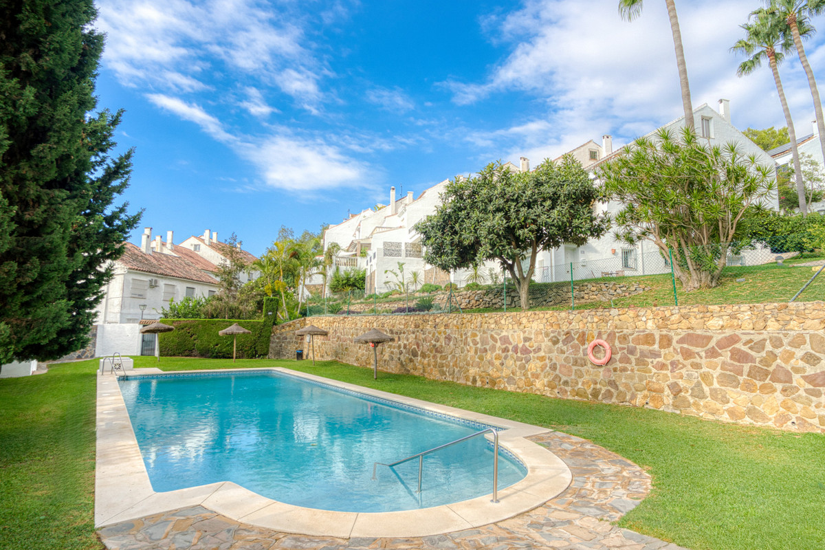 3 Bed Townhouse for sale in The Golden Mile Costa Del Sol, Málaga, Spain