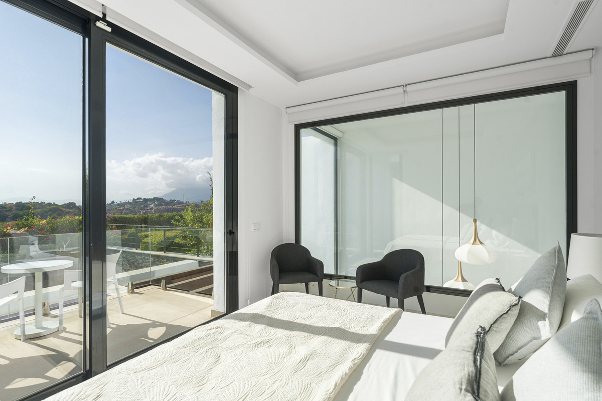 Se vende Pareada de 5 dormitorios en Costa Del Sol, Málaga, España
