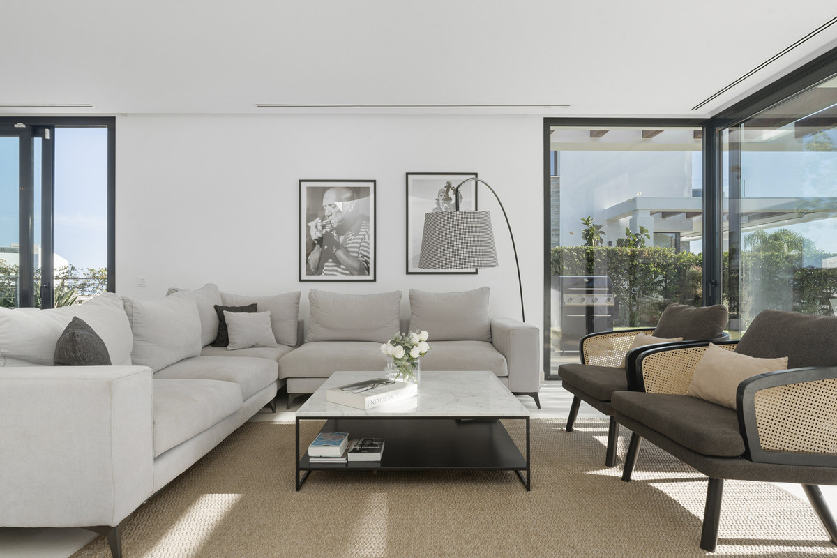 Se vende Pareada de 5 dormitorios en Costa Del Sol, Málaga, España
