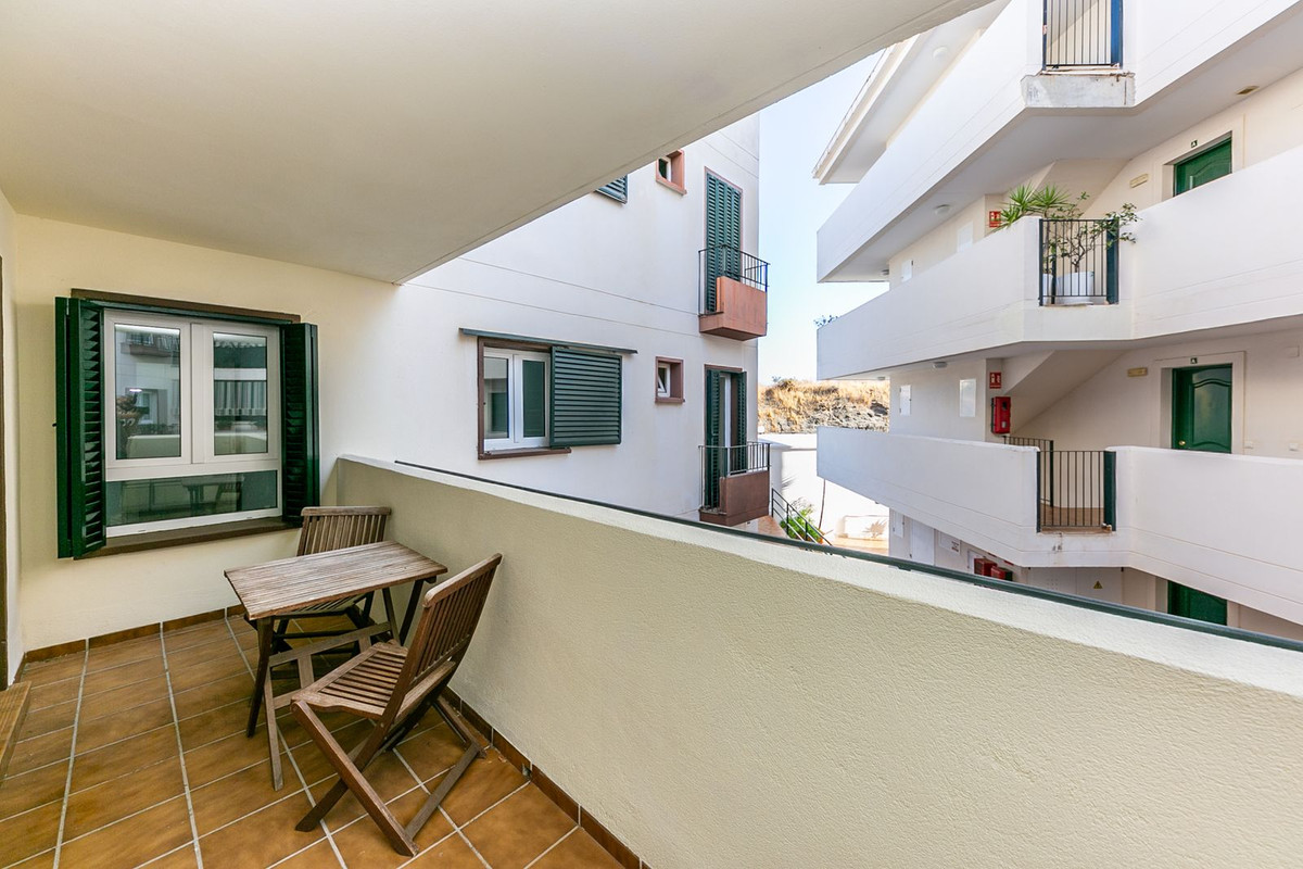 Se vende Apartamento Planta Media de 3 dormitorios en Costa Del Sol, Málaga, España