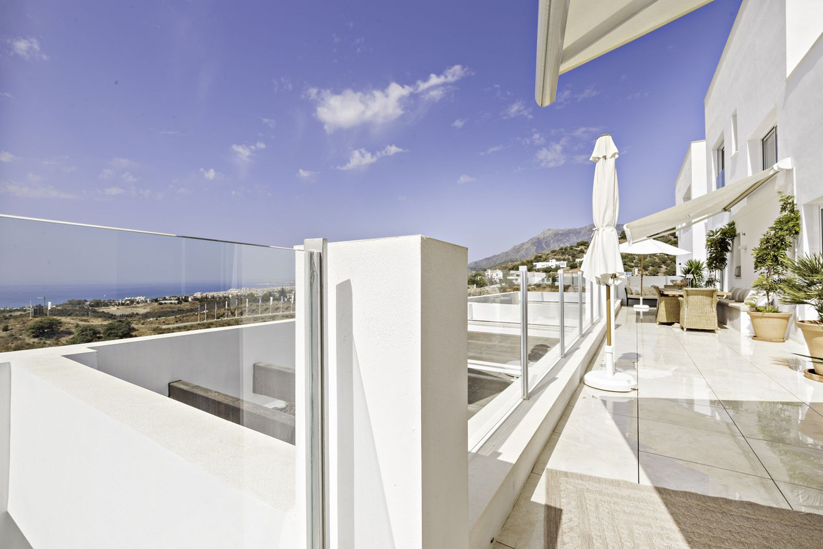 2 Bed Apartment for sale in Altos De Los Monteros Costa Del Sol, Málaga, Spain