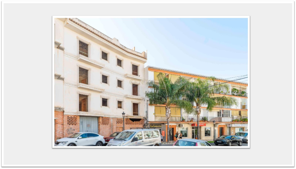 10 Bed Commercial unit for sale in Alhaurín El Grande Costa Del Sol, Málaga, Spain