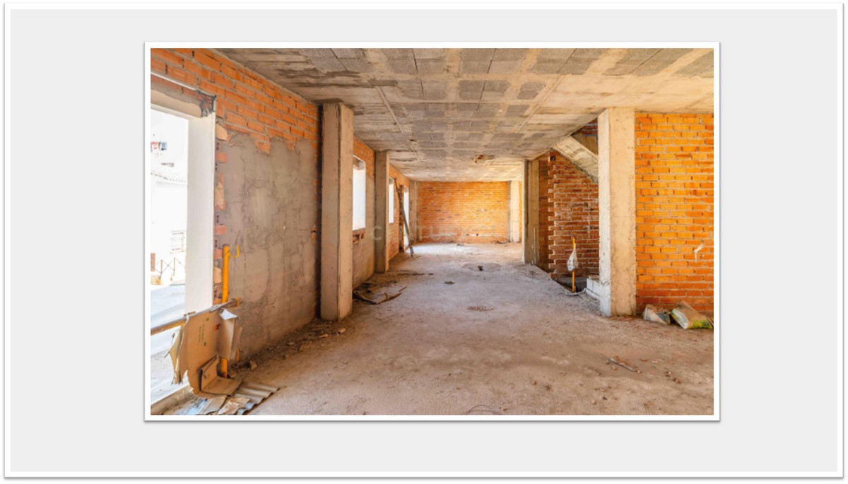 10 Bed Commercial unit for sale in Alhaurín El Grande Costa Del Sol, Málaga, Spain