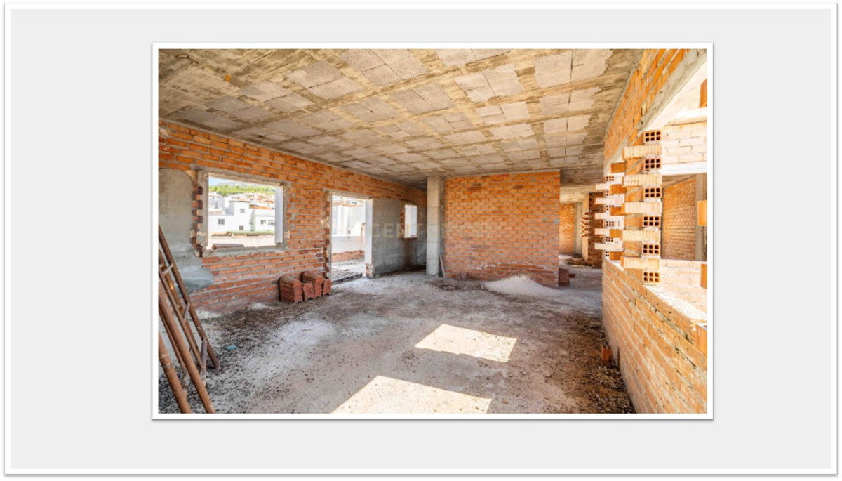 10 Bed Commercial unit for sale in Alhaurín El Grande Costa Del Sol, Málaga, Spain