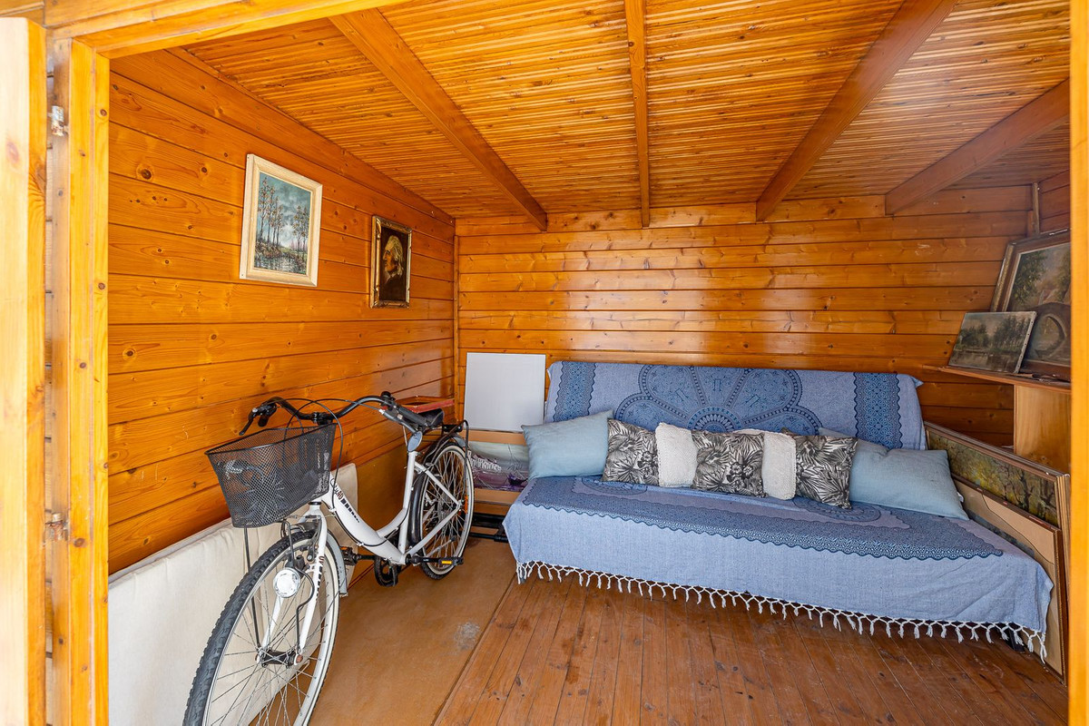 Se vende Villa - Chalet de 3 dormitorios en Costa Del Sol, Málaga, España