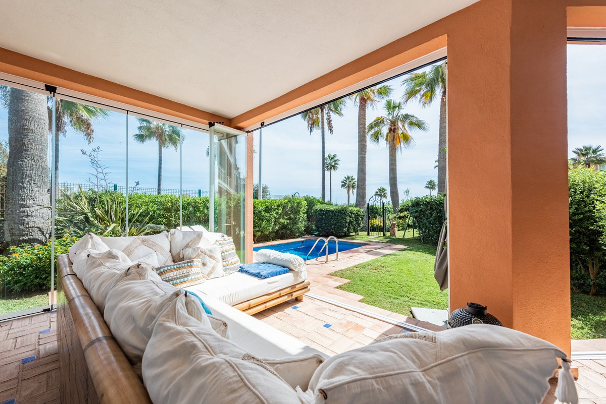 5 Bed Townhouse for sale in Casares Playa Costa Del Sol, Málaga, Spain