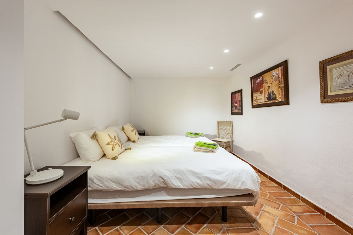 5 Bed Townhouse for sale in Casares Playa Costa Del Sol, Málaga, Spain