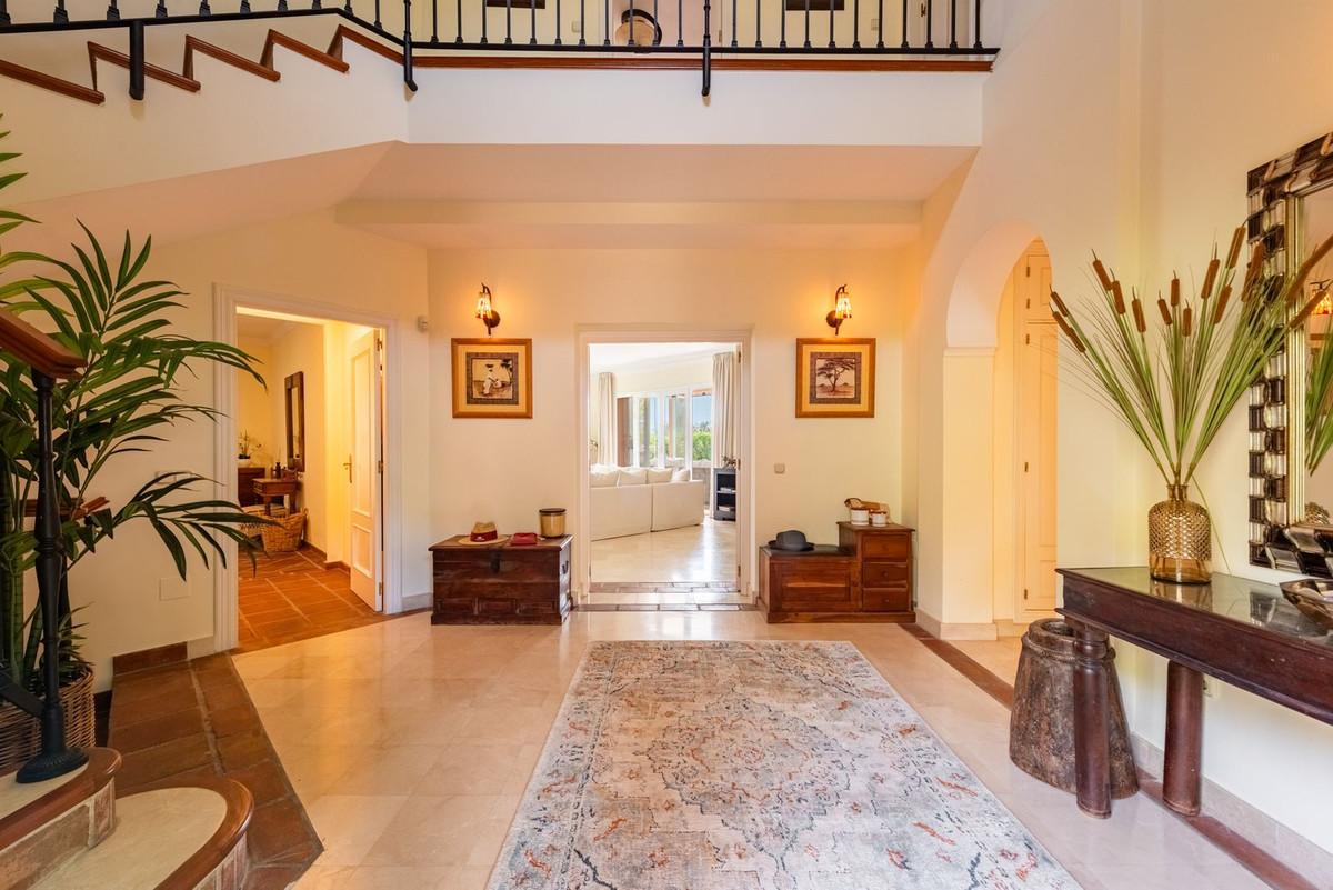 5 Bed Townhouse for sale in Casares Playa Costa Del Sol, Málaga, Spain