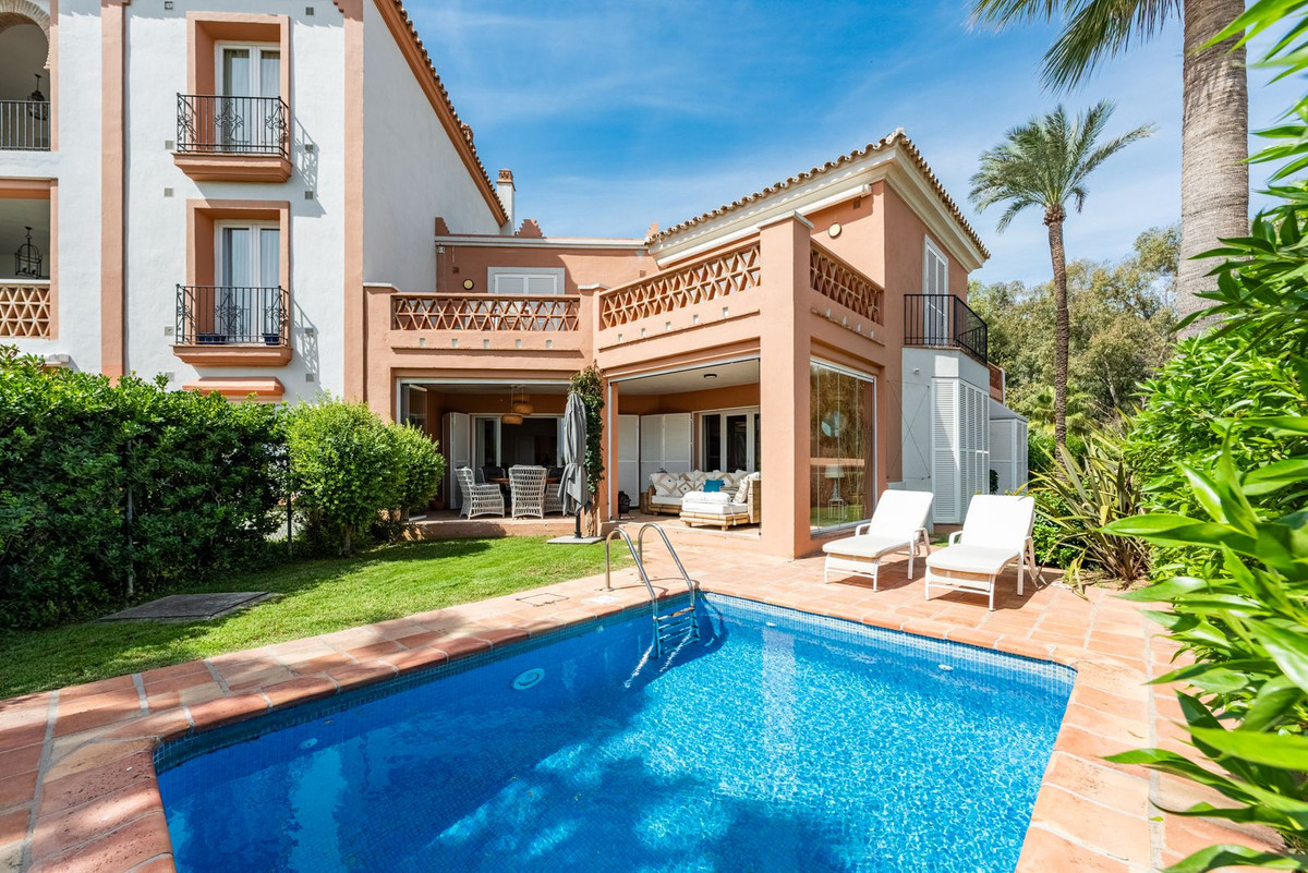 5 Bed Townhouse for sale in Casares Playa Costa Del Sol, Málaga, Spain