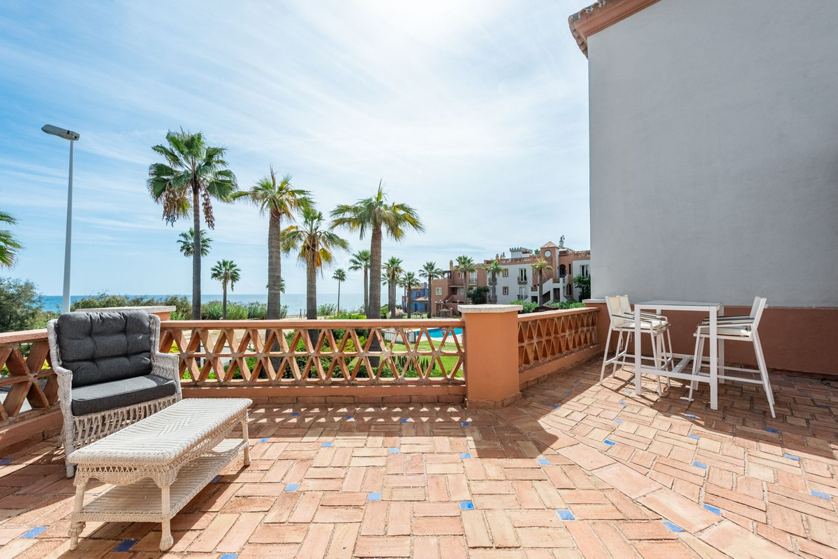 5 Bed Townhouse for sale in Casares Playa Costa Del Sol, Málaga, Spain