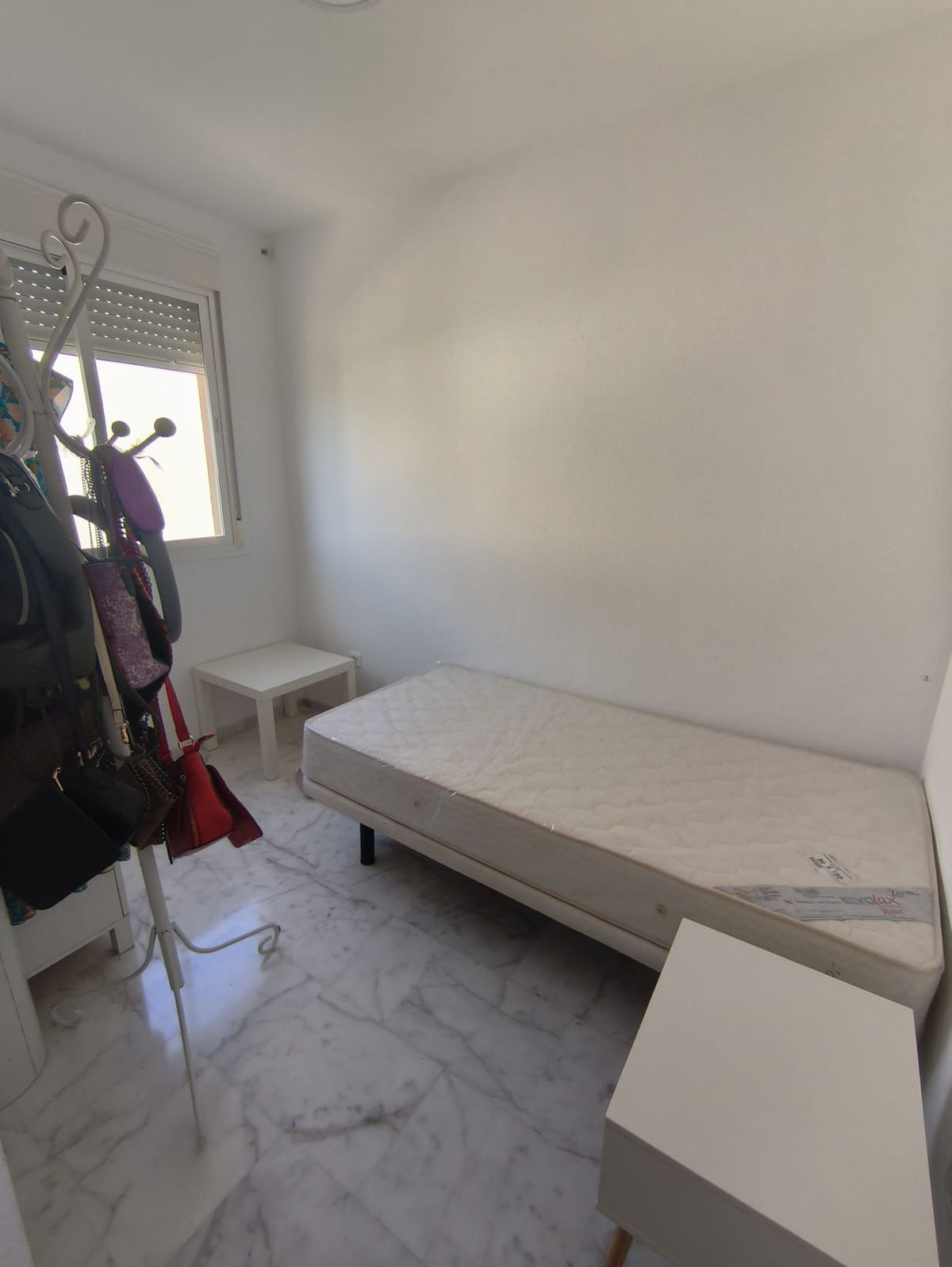 Se vende Apartamento en Planta Última de 3 dormitorios en Costa Del Sol, Málaga, España