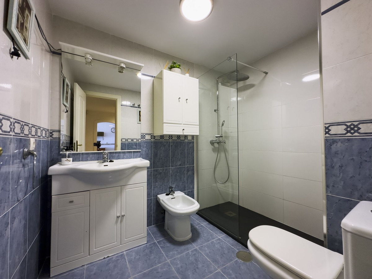 2 Bed Apartment for sale in San Luis De Sabinillas Costa Del Sol, Málaga, Spain