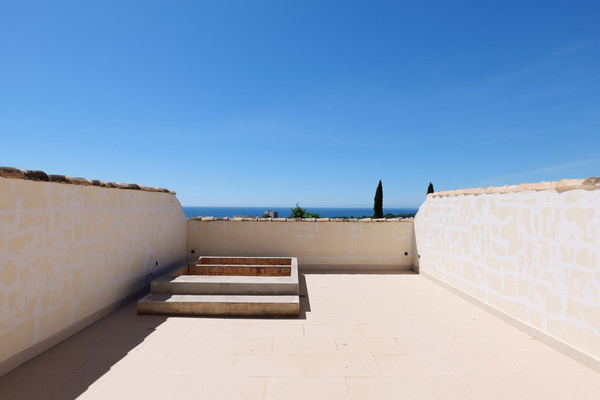 Se vende Villa - Chalet de 4 dormitorios en Costa Del Sol, Málaga, España