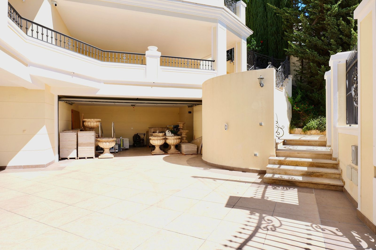 Se vende Villa - Chalet de 4 dormitorios en Costa Del Sol, Málaga, España