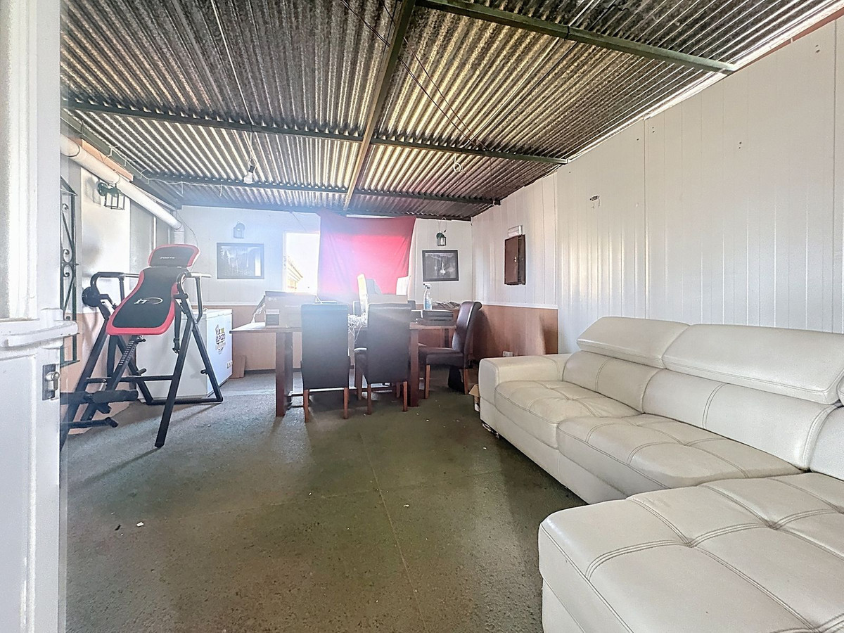 Commercial unit for sale in Diana Park Costa Del Sol, Málaga, Spain