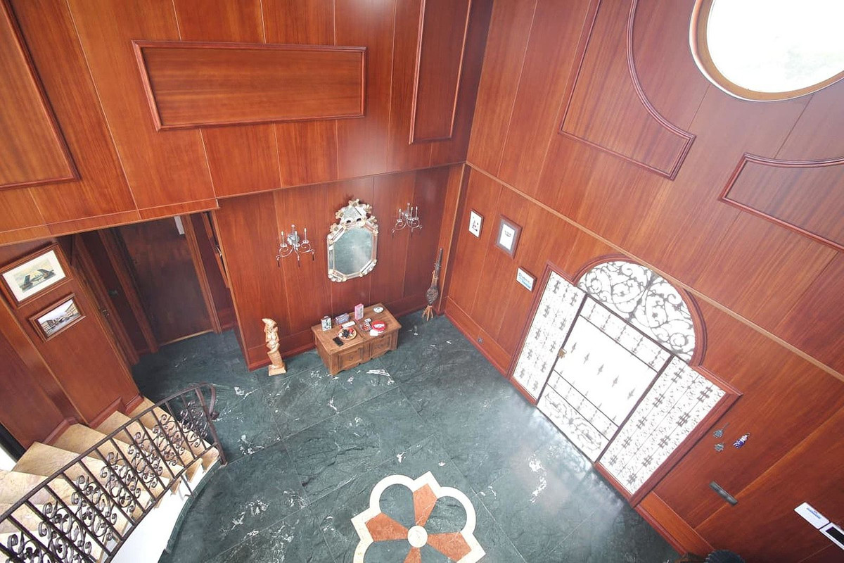 6 Bed Townhouse for sale in Benalmadena Costa Del Sol, Málaga, Spain