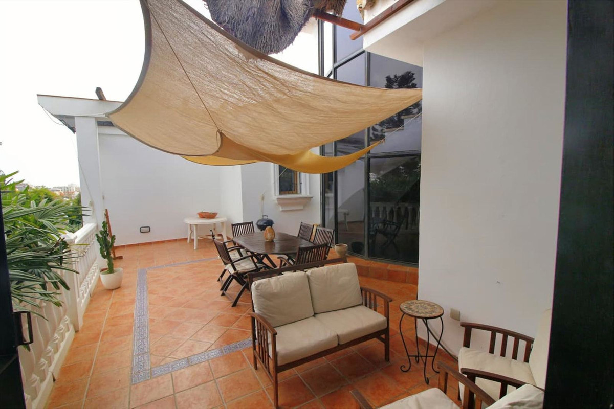 6 Bed Townhouse for sale in Benalmadena Costa Del Sol, Málaga, Spain