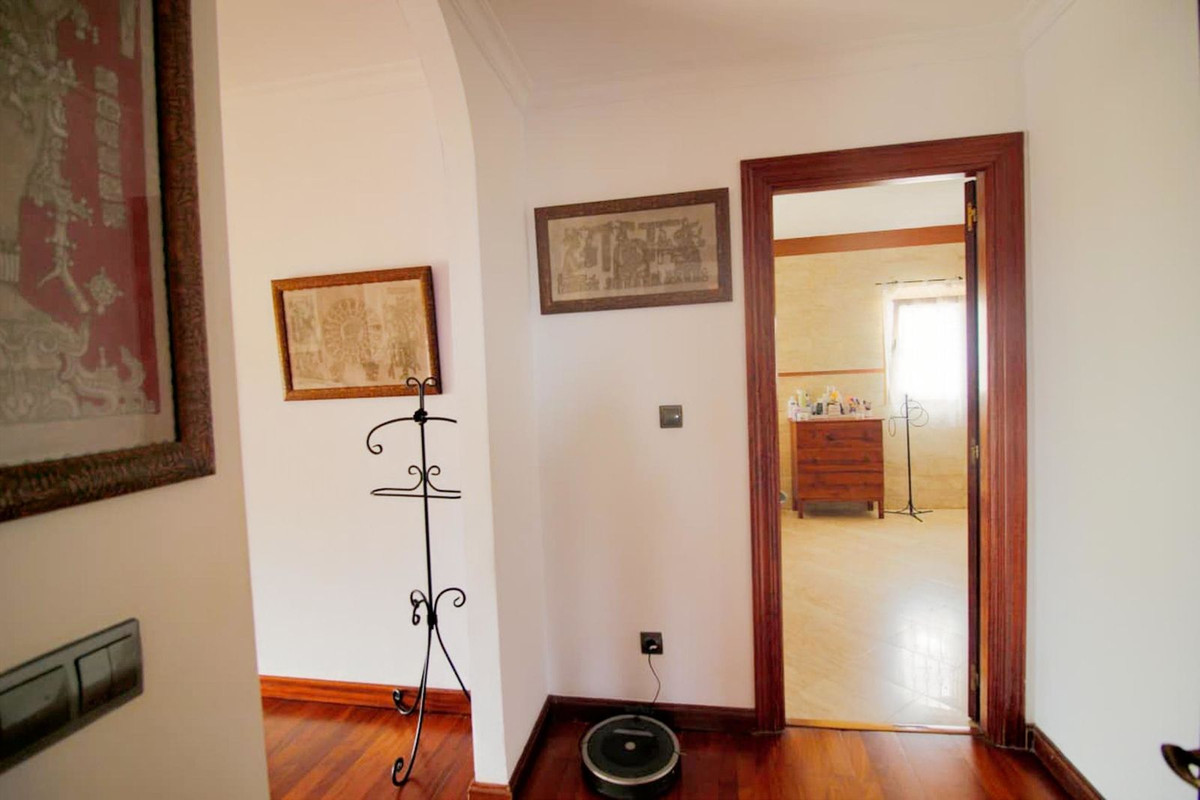 6 Bed Townhouse for sale in Benalmadena Costa Del Sol, Málaga, Spain