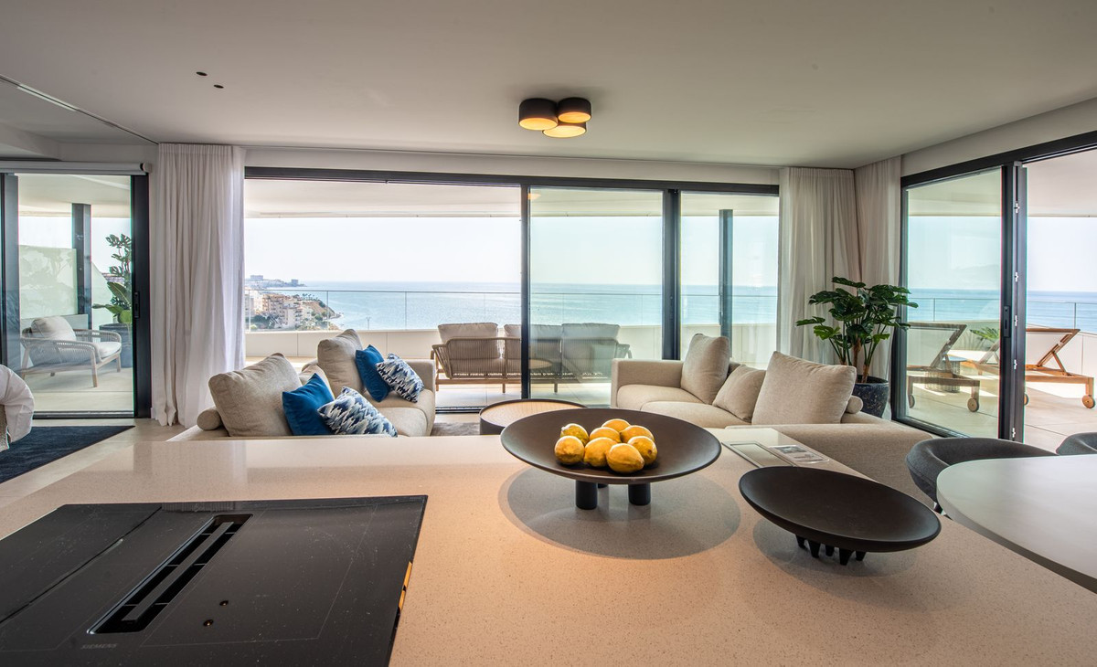 3 Bed Apartment for sale in Higueron Costa Del Sol, Málaga, Spain