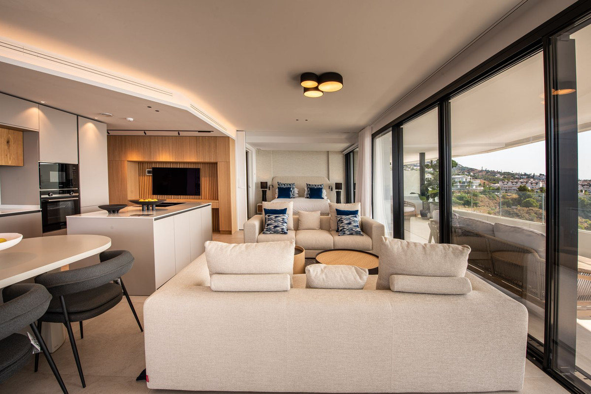 3 Bed Apartment for sale in Higueron Costa Del Sol, Málaga, Spain