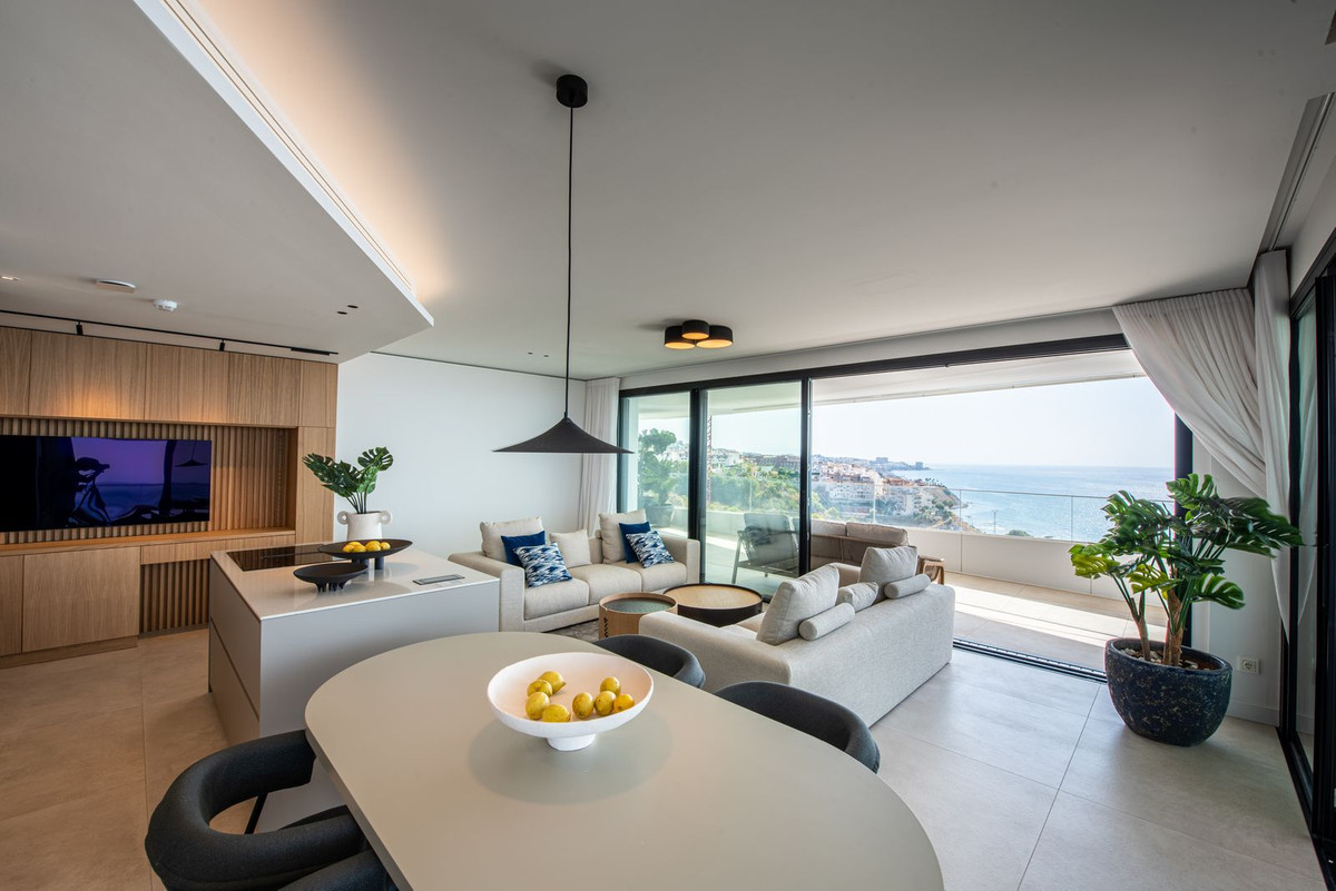 3 Bed Apartment for sale in Higueron Costa Del Sol, Málaga, Spain