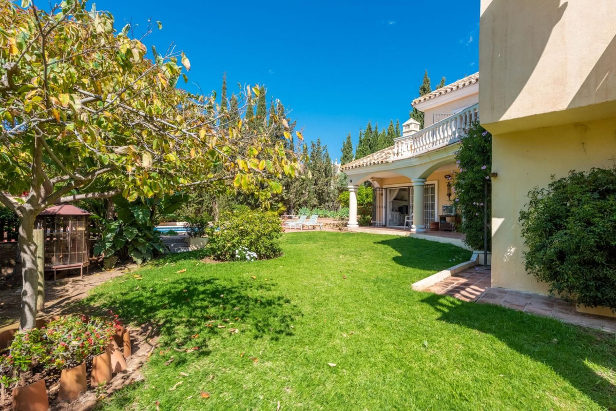 Se vende Villa - Chalet de 8 dormitorios en Costa Del Sol, Málaga, España