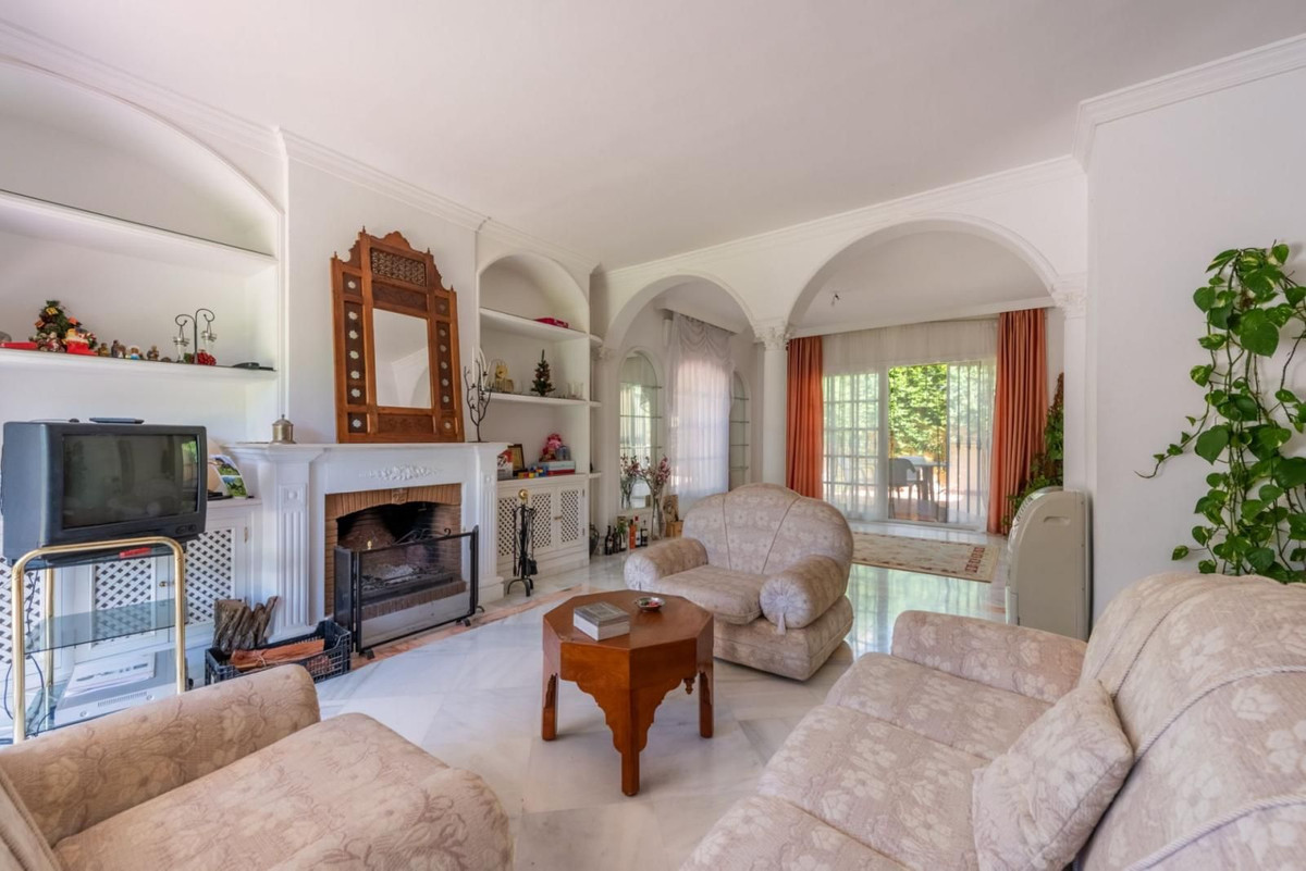 Se vende Villa - Chalet de 8 dormitorios en Costa Del Sol, Málaga, España