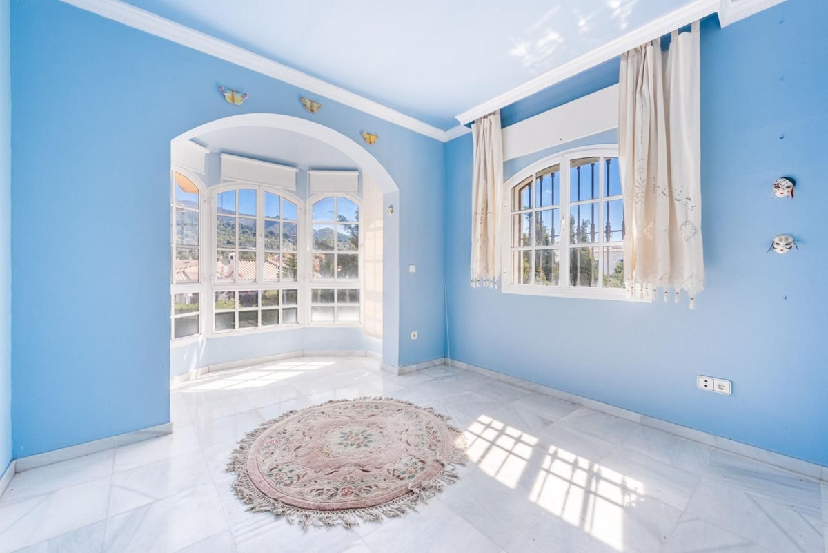 Se vende Villa - Chalet de 8 dormitorios en Costa Del Sol, Málaga, España