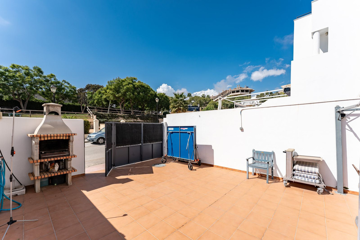 Se vende Adosada de 4 dormitorios en Costa Del Sol, Málaga, España