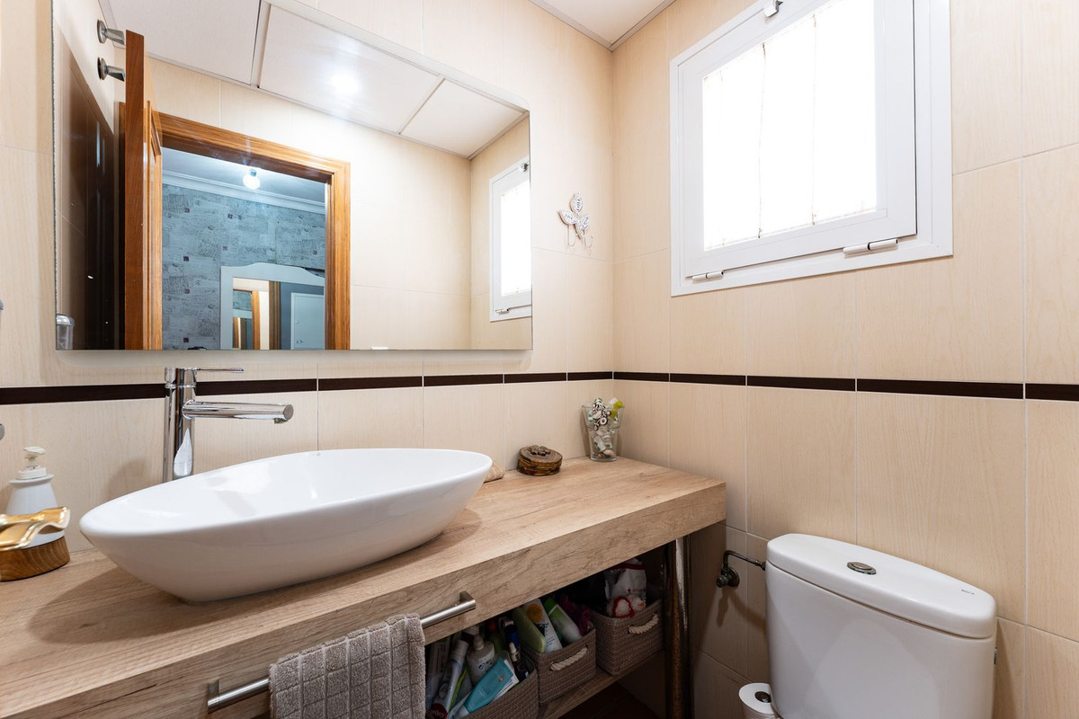 Se vende Adosada de 4 dormitorios en Costa Del Sol, Málaga, España