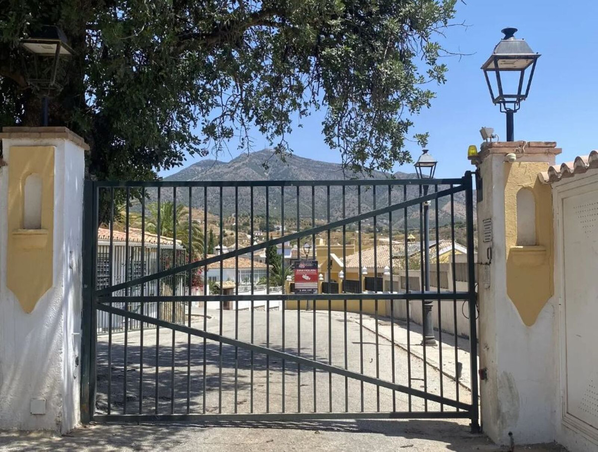 4 Bed Townhouse for sale in Mijas Costa Costa Del Sol, Málaga, Spain